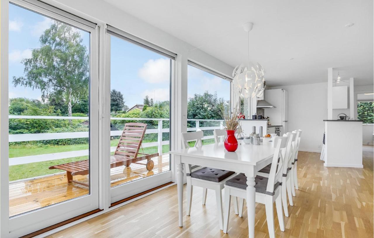 2 Bedroom Stunning Home In Strøby Ladeplads Exteriér fotografie