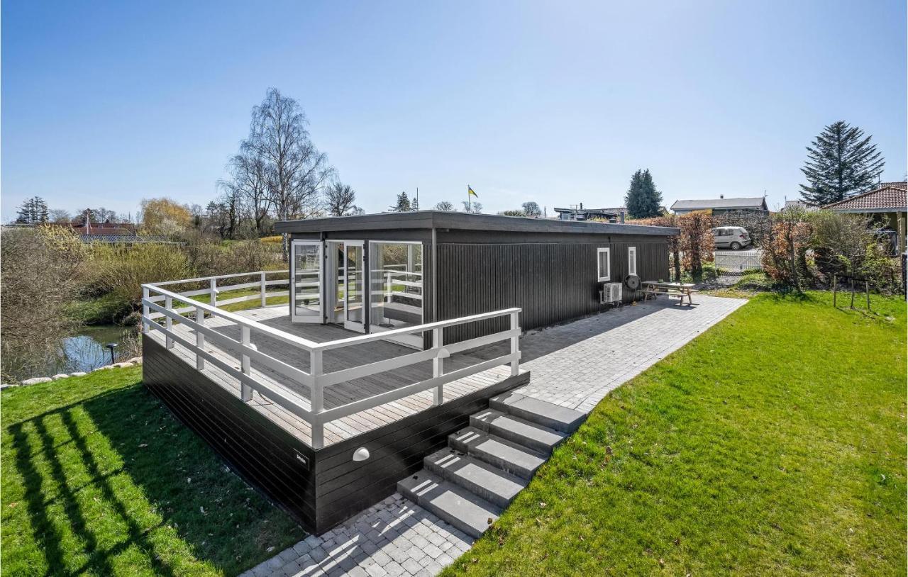 2 Bedroom Stunning Home In Strøby Ladeplads Exteriér fotografie