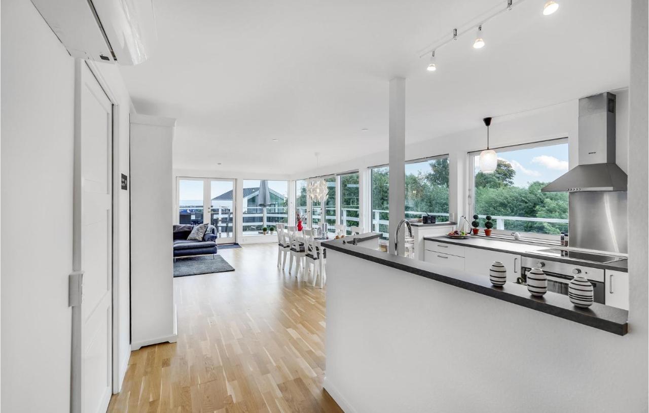 2 Bedroom Stunning Home In Strøby Ladeplads Exteriér fotografie